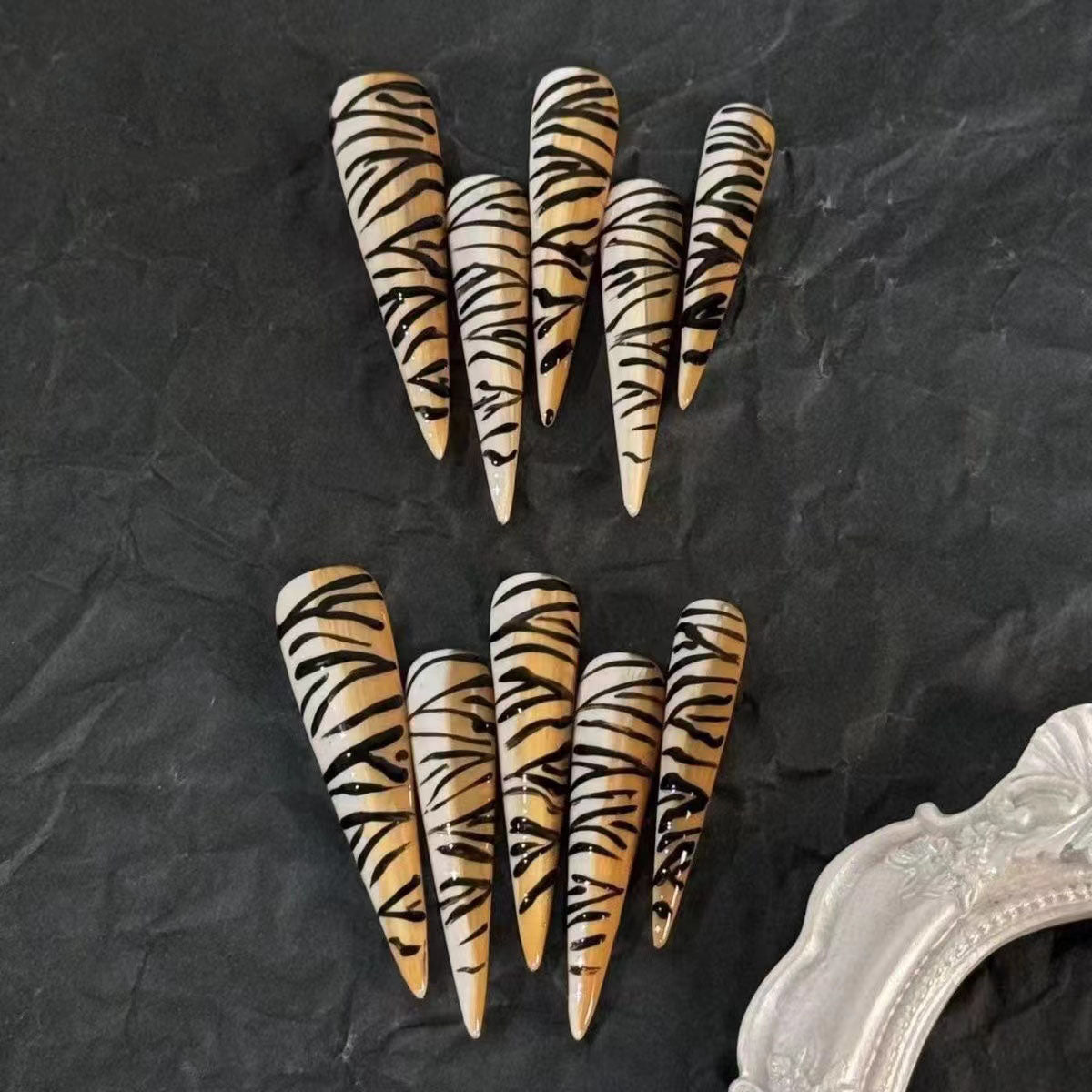 Pure Handmade Long Tip Wearable Nail Art Leopard Premium Halo Spice Girls Dark Removable Nail Art