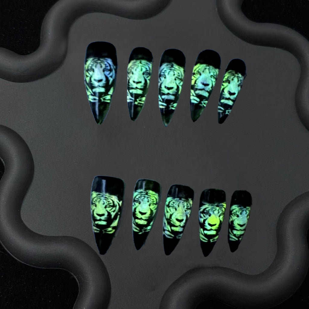 Night Glow Tiger Reflective Halo Personalized Wearable Nails