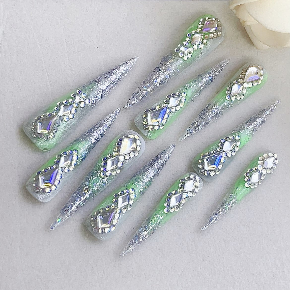 Reuse Extra Long Tip Wearable Nail Patches